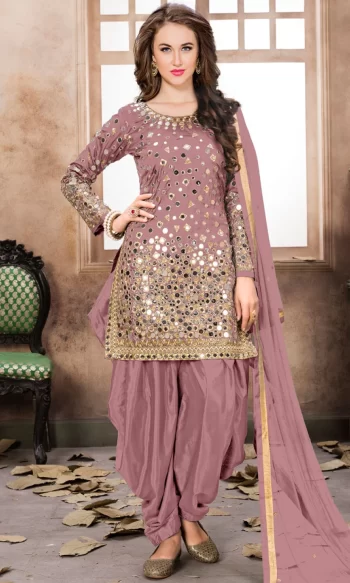 Party-Wear-Heavy-Punjabi-Wedding-Suits-Boutique